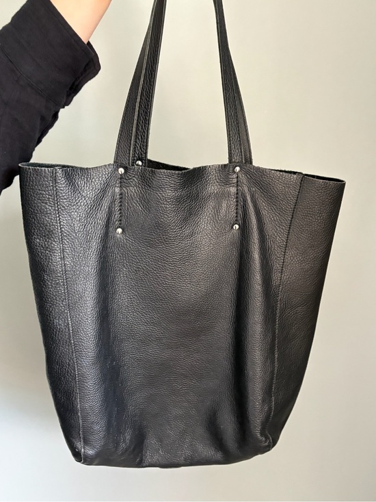 Roots Handbags - Roots Canada Black Leather Market Tote Bag Made In Canada Raw Edge